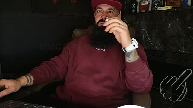 axxelrich  online show from 12.22.25