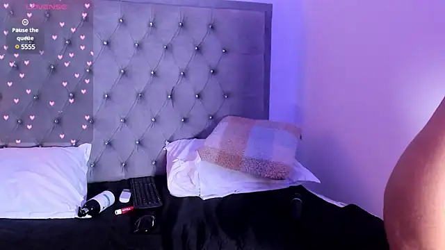 AriannaDavis online show from 01.25.25