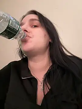 menaceswife online show from 01.17.25