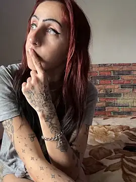 kriszy baby online show from 02.14.25