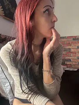 kriszy baby online show from 02.18.25