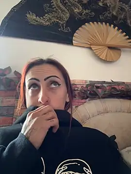 kriszy baby online show from 03.20.25