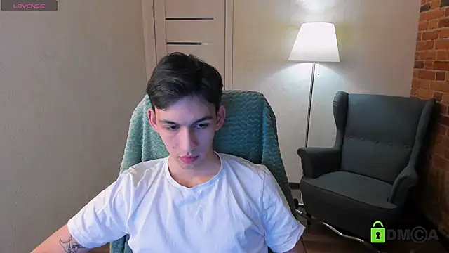 Snapshot of Ul_Tima chatting on 12.01.24 Ul Tima online show from 12.01.24