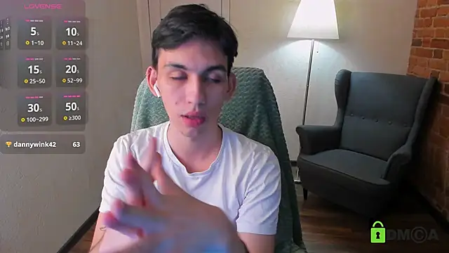 Snapshot of Ul_Tima chatting on 12.01.24 Ul Tima online show from 12.01.24