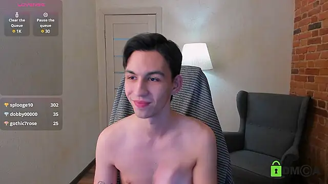 Snapshot of Ul_Tima chatting on 12.09.24 Ul Tima online show from 12.09.24