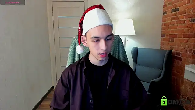 Snapshot of Ul_Tima chatting on 12.20.24 Ul Tima online show from 12.20.24