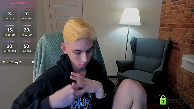 Snapshot of Ul_Tima chatting on 12.29.24 Ul Tima online show from 12.29.24