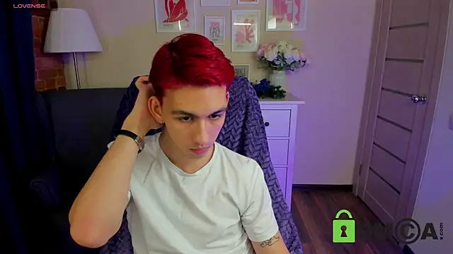 Snapshot of Ul_Tima chatting on 01.04.25 Ul Tima online show from 01.04.25