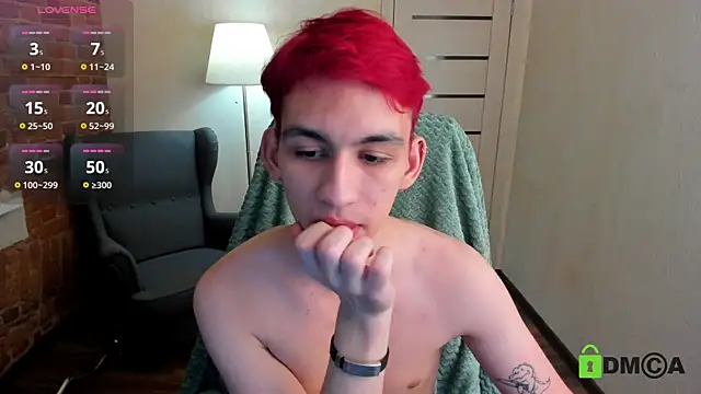 Snapshot of Ul_Tima chatting on 01.11.25 Ul Tima online show from 01.11.25