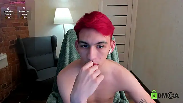 Snapshot of Ul_Tima chatting on 01.12.25 Ul Tima online show from 01.12.25