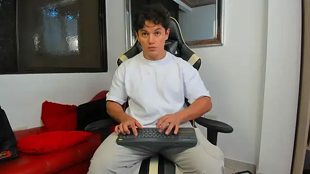 julian wallace online show from 02.07.26