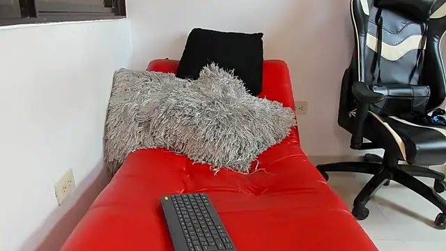 julian wallace online show from 04.09.26