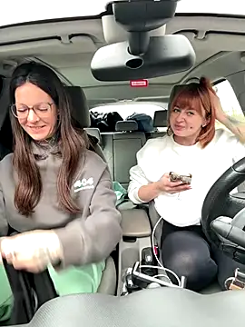 BrownieyQueen online show from 11.28.25