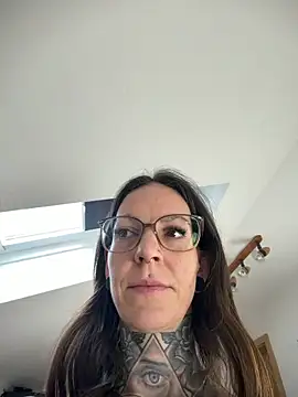 BrownieyQueen online show from 02.07.26