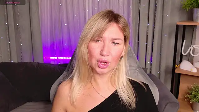 MilaBott online show from 09.17.25