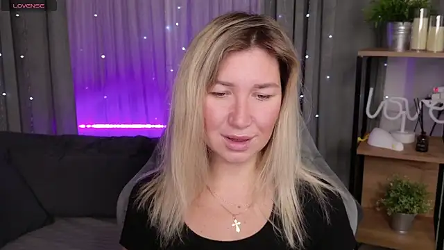 MilaBott online show from 09.24.25