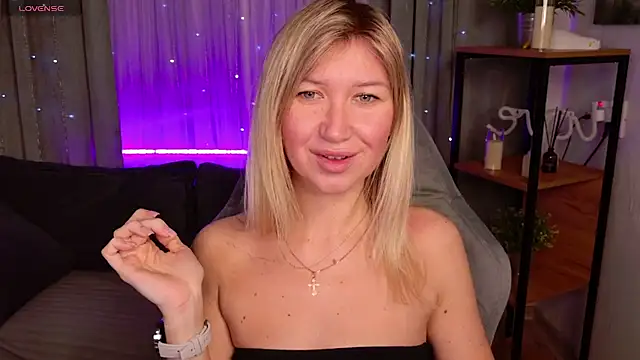 MilaBott online show from 12.14.25