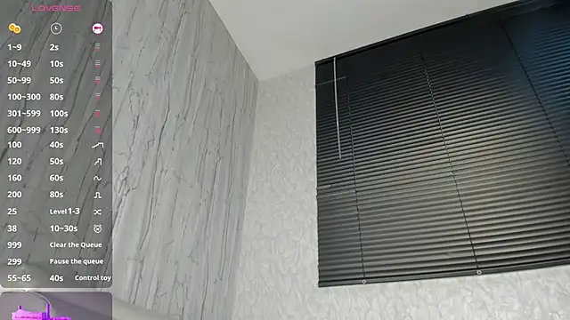 Snapshot of Laross25 chatting on 09.09.25 Laross25 online show from 09.09.25