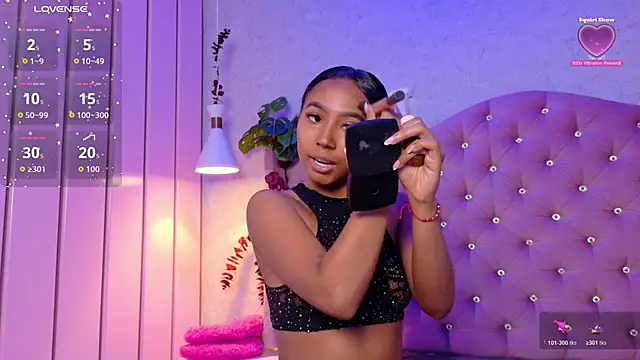 GabrielaLugo online show from 10.17.25