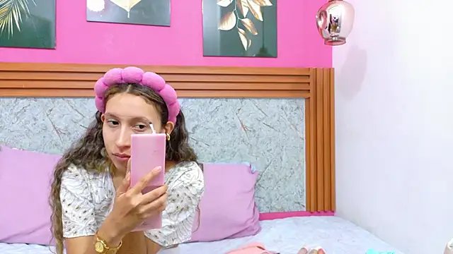 Beautifulskinny18 online show from 02.15.26