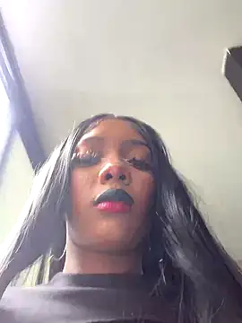 TIFFANYYSTAR online show from 11.22.25