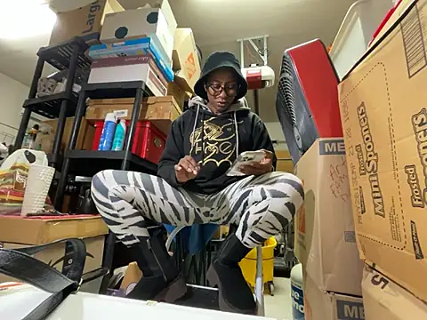 wynterheat online show from 10.30.25