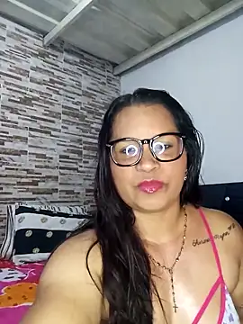 Snapshot of Sikiu_40 chatting on 12.28.24 Sikiu 40 online show from 12.28.24