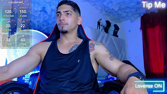 Snapshot of Rich_boy01 chatting on 10.14.25 Rich boy01 online show from 10.14.25