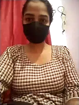 Snapshot of aarjulove chatting on 12.12.24 aarjulove online show from 12.12.24