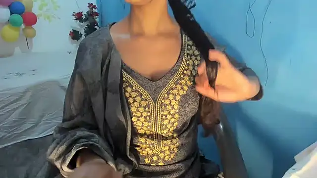 aarjulove online show from 02.08.26