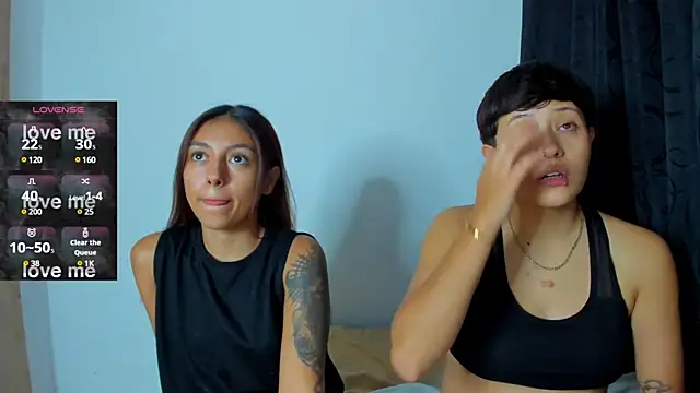 violet casper  online show from 12.05.24