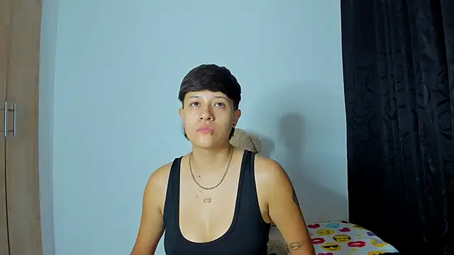 violet casper  online show from 12.29.24