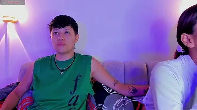 violet casper  online show from 11.13.25