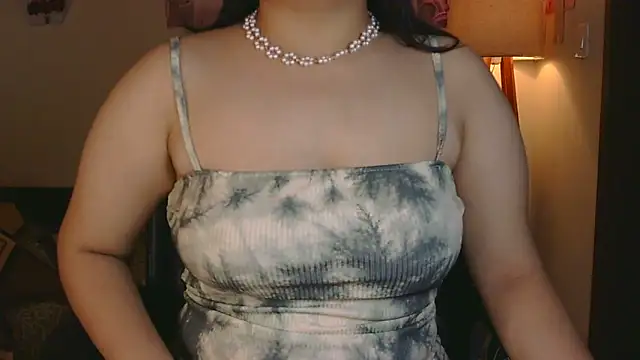 Snapshot of Kriti_02 chatting on 10.29.25 Kriti 02 online show from 10.29.25