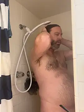 Snapshot of Samhain221 chatting on 11.28.25 Samhain221 online show from 11.28.25