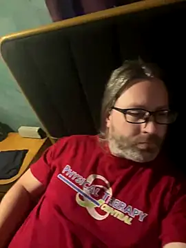 Snapshot of Samhain221 chatting on 11.29.25 Samhain221 online show from 11.29.25