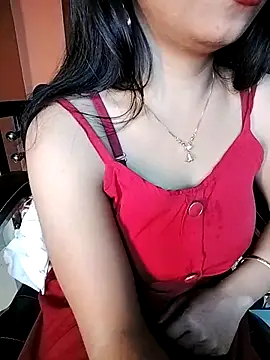 Snapshot of hot_Oliviaa chatting on 02.12.25 hot Oliviaa online show from 02.12.25