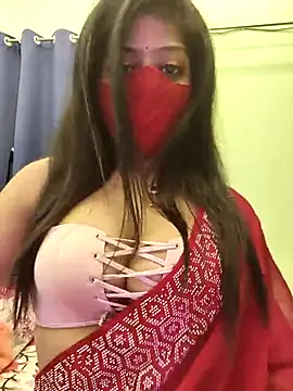 Snapshot of hot_Oliviaa chatting on 11.26.25 hot Oliviaa online show from 11.26.25