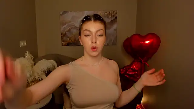 MollyMeltorr online show from 02.11.26