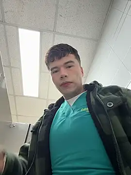 Logan smith1 online show from 04.14.26