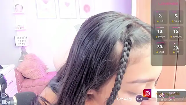 Snapshot of Melannyy_ chatting on 01.13.25 Melannyy online show from 01.13.25