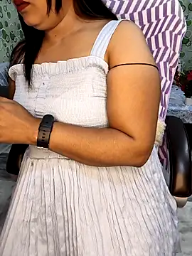 Cute-Raashii online show from 11.03.25