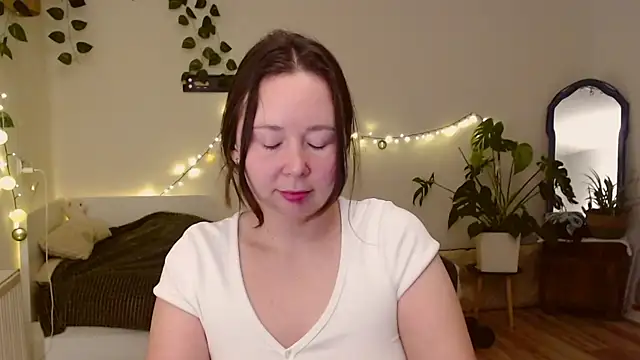 Snapshot of nextdoorbabygirl chatting on 10.12.25 nextdoorbabygirl online show from 10.12.25
