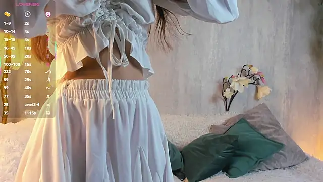 PetraBawden online show from 02.15.25