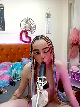 Yennastone online show from 12.15.24