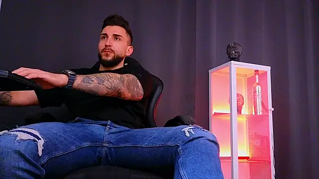 MightyAaron66 online show from 02.02.25
