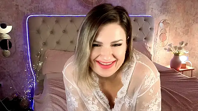 KiraRoxx online show from 12.02.25