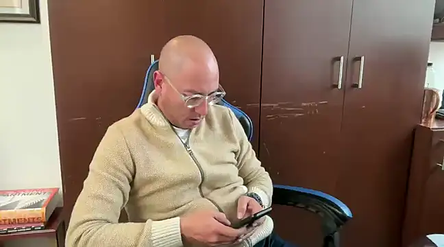 Snapshot of alanan881 chatting on 01.17.25 alanan881 online show from 01.17.25