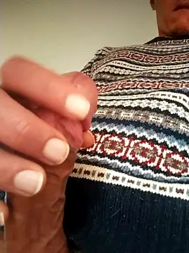 Snapshot of gigolopez1 chatting on 02.08.26 gigolopez1 online show from 02.08.26