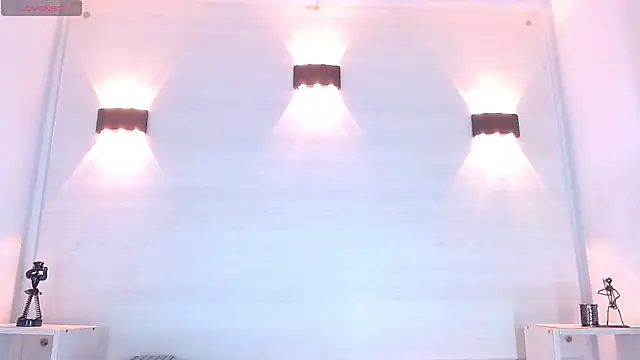 Molly Spears online show from 02.03.25